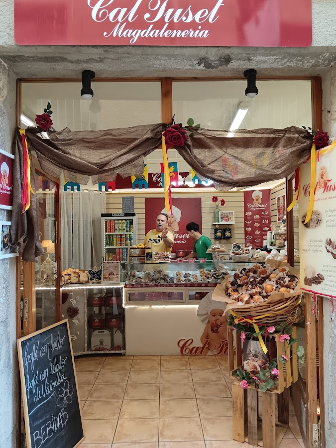 Cal tuset Besalú