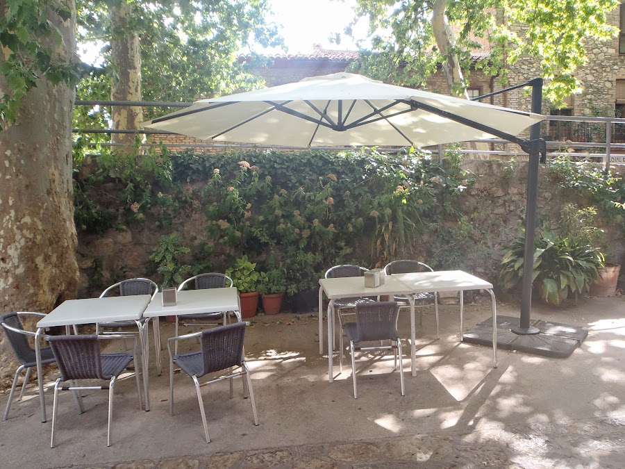 El Rebost De La Cartoixa Scala dei