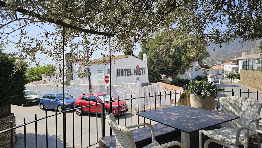 ES BAR DE DALT